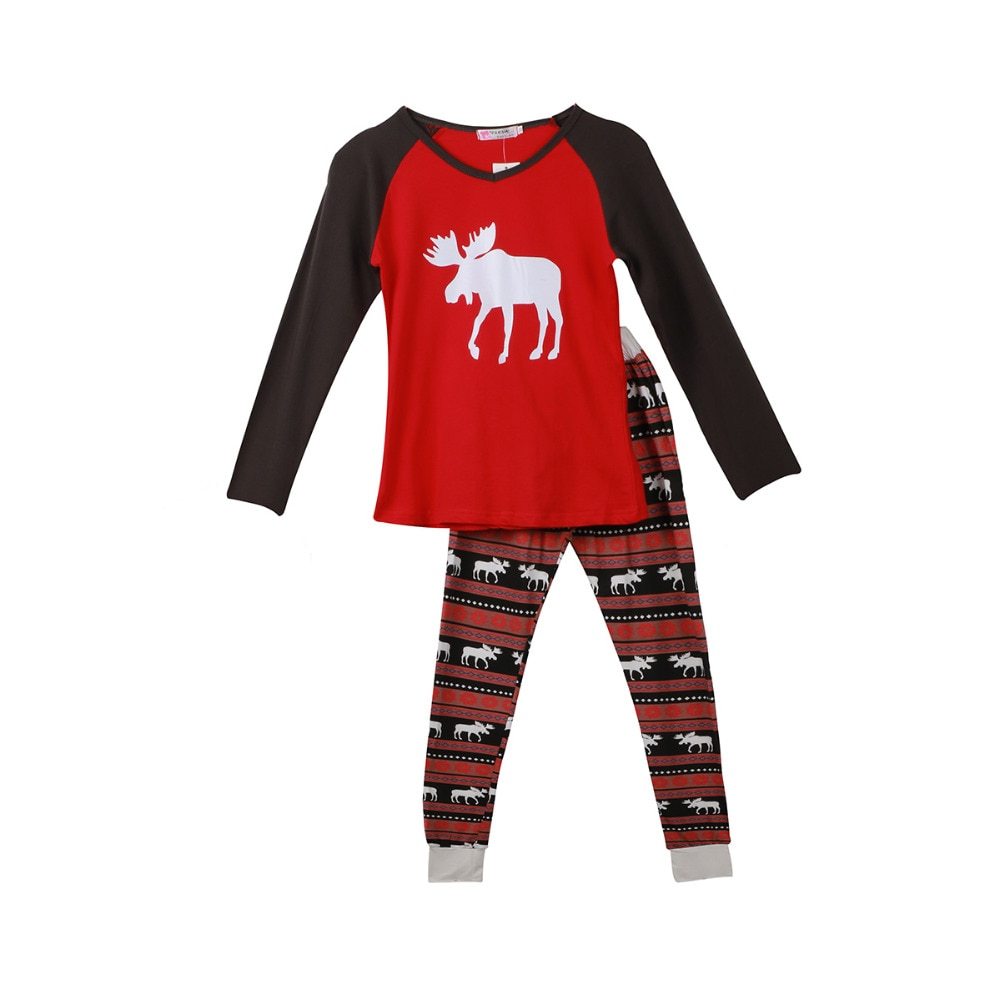 Pyjama de Noël assorti pour toute la famille 