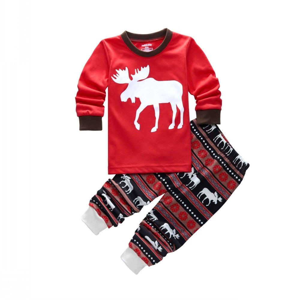 Pyjama de Noël assorti pour toute la famille 