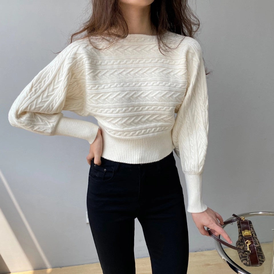 Feminine Temperament Wears Round Neck Short Sweater